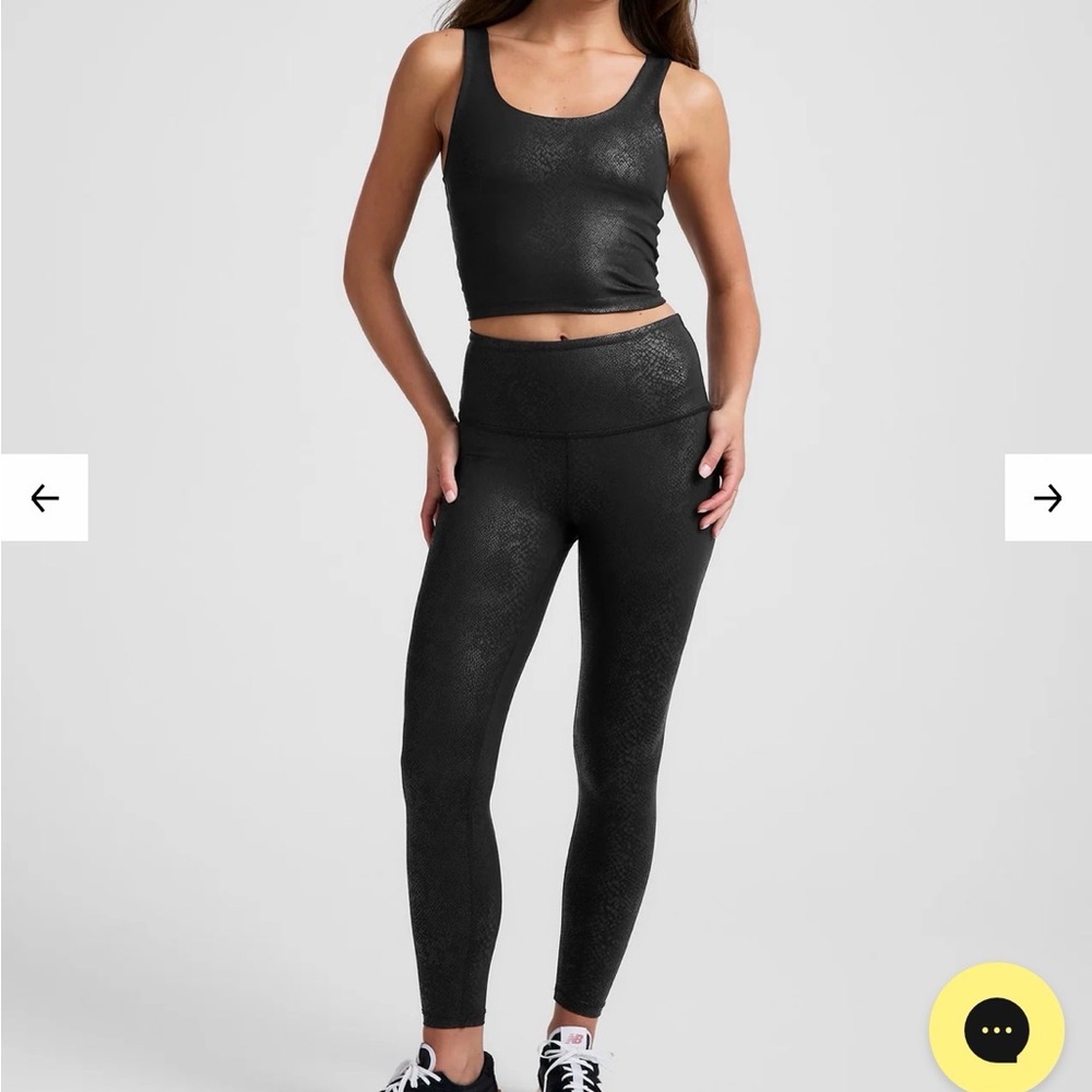 NWT Beyond Yoga Powershine Viper Leggings - Black - Medium
